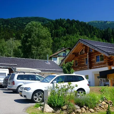 Berg & Sonne Apartman Seeboden
